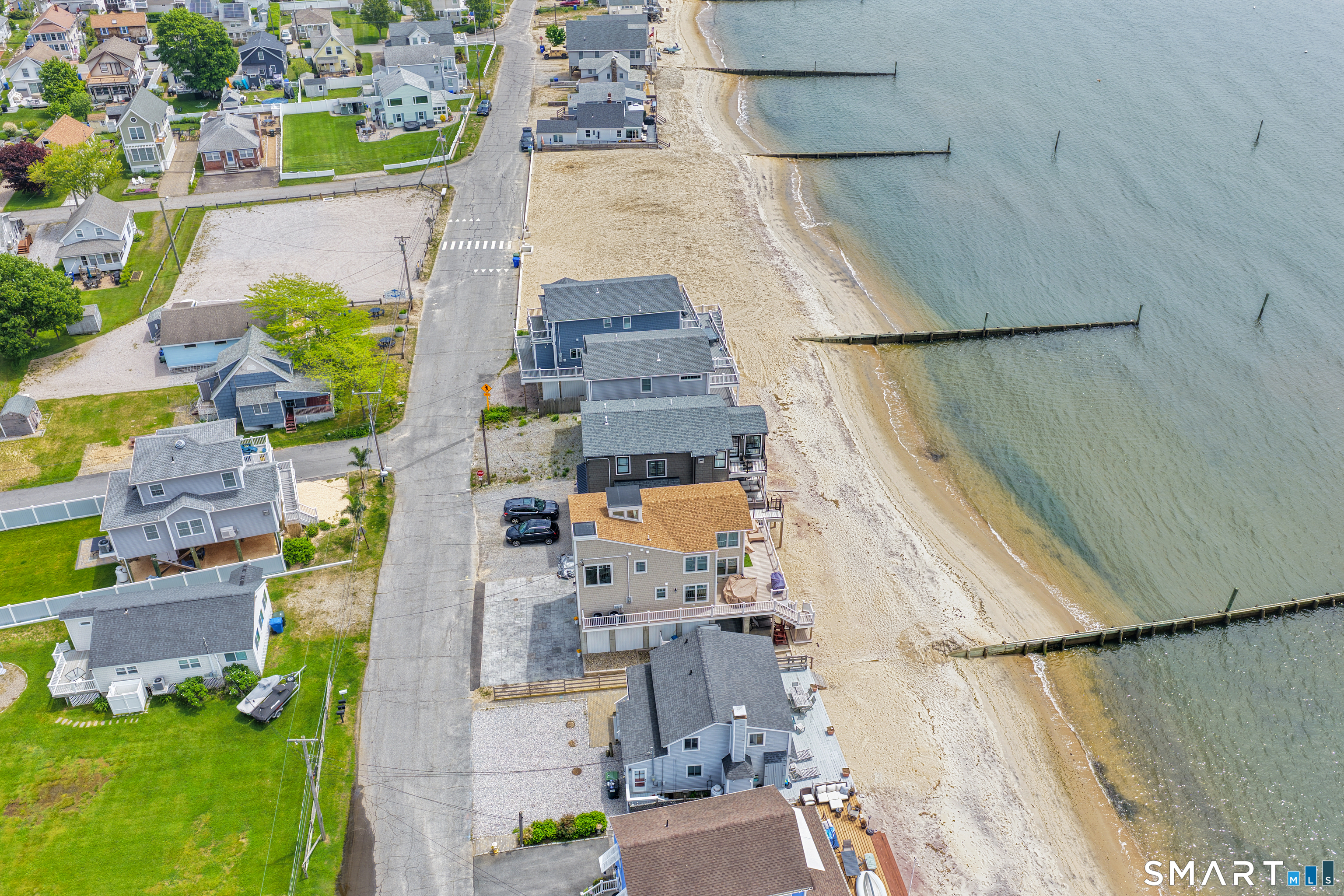 33 Beach Road West, Chalker Beach, Old Saybrook, CT 06475