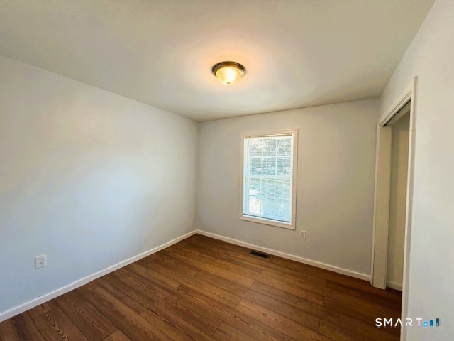 83 Essex Avenue photo 17