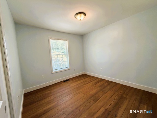 83 Essex Avenue photo 15