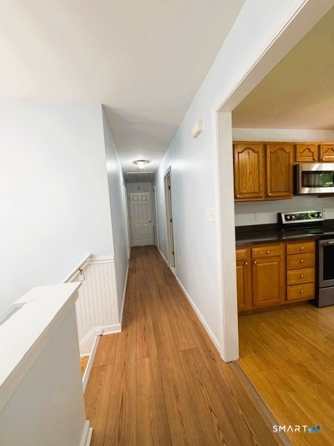 83 Essex Avenue photo 18