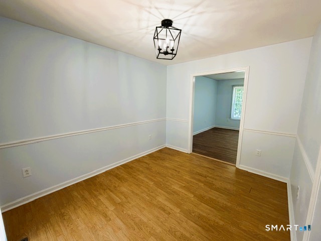 83 Essex Avenue photo 8