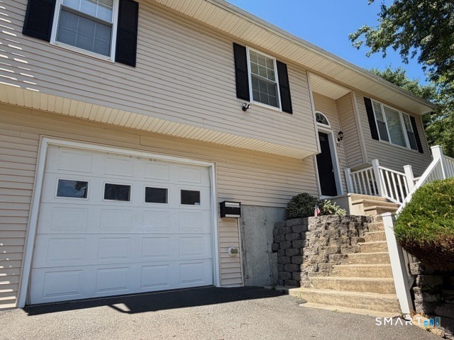 83 Essex Avenue photo 23