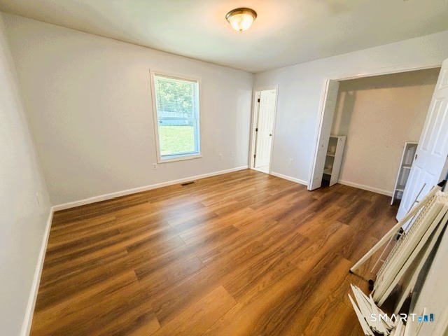 83 Essex Avenue photo 12