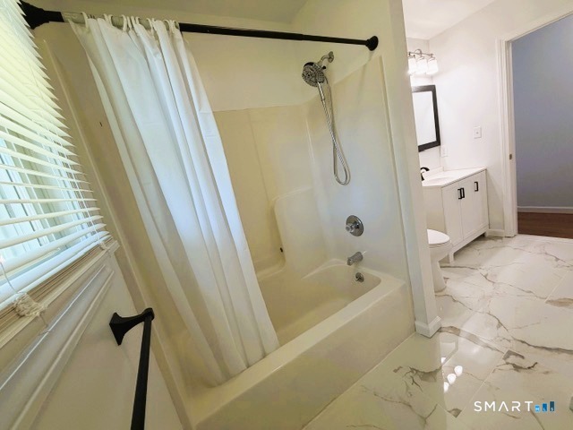 83 Essex Avenue photo 11