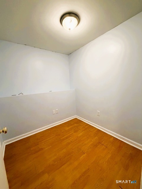 83 Essex Avenue photo 22