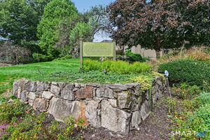 100 Gillies, Unit 100, Norwalk