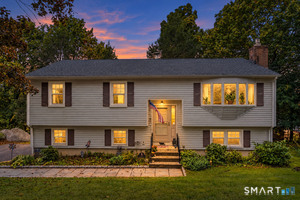 13 Ken Oaks, Danbury
