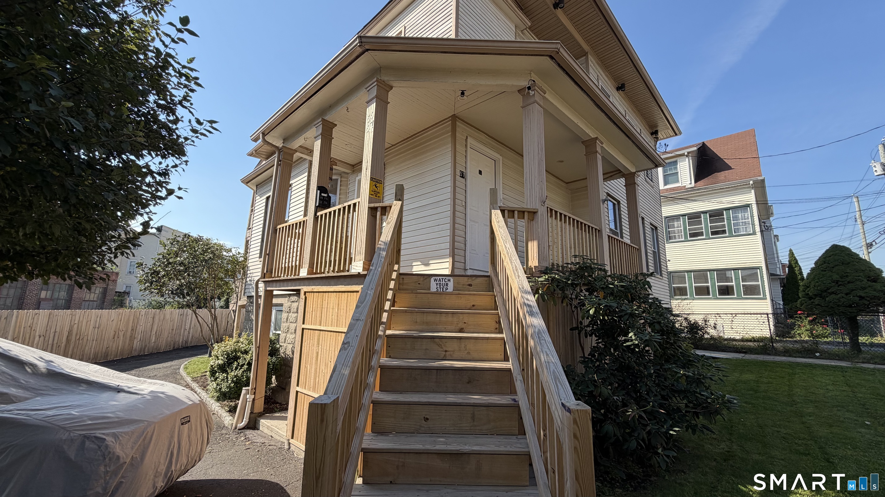 55 Hansen Avenue photo 4