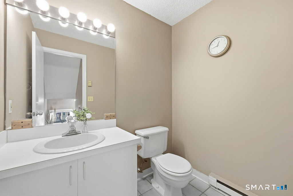 925 Oronoke Road Unit #101I photo 12