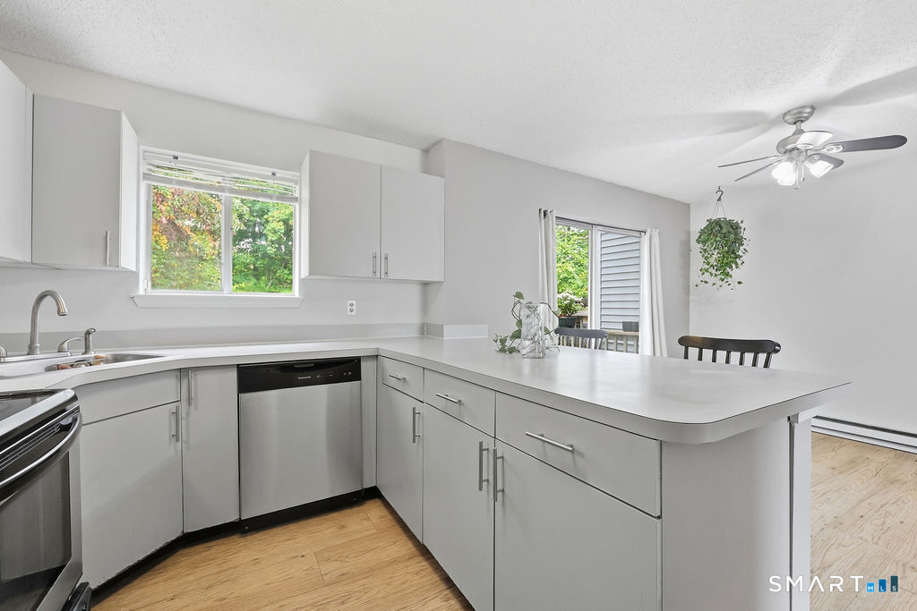 925 Oronoke Road Unit #101I photo 17