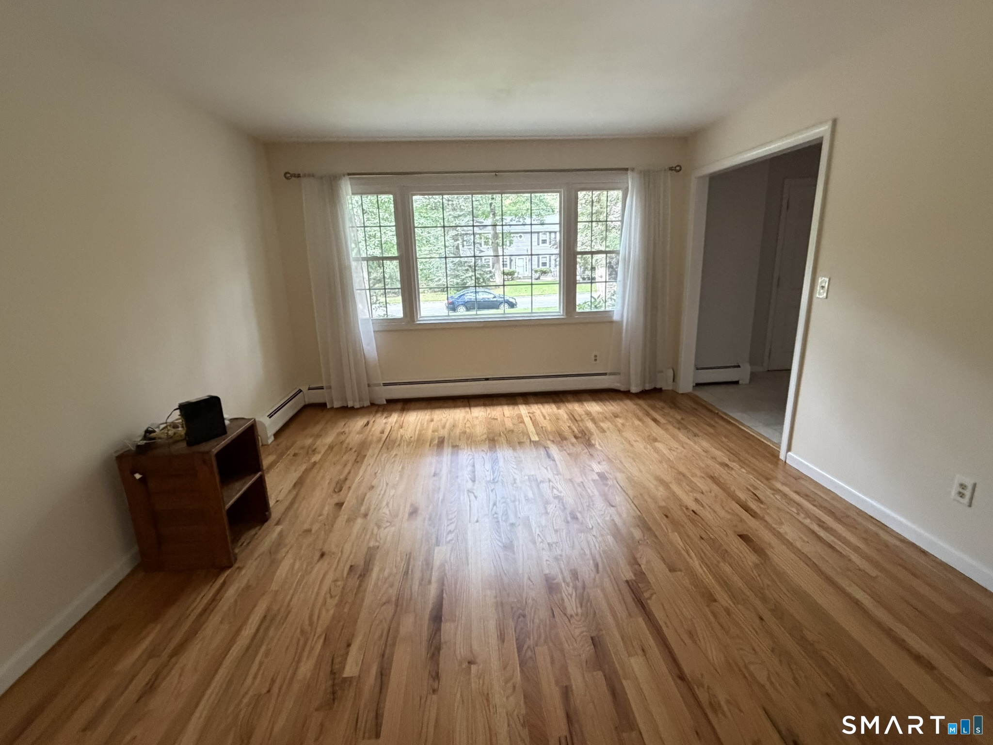 76 Bunker Hill Drive photo 4