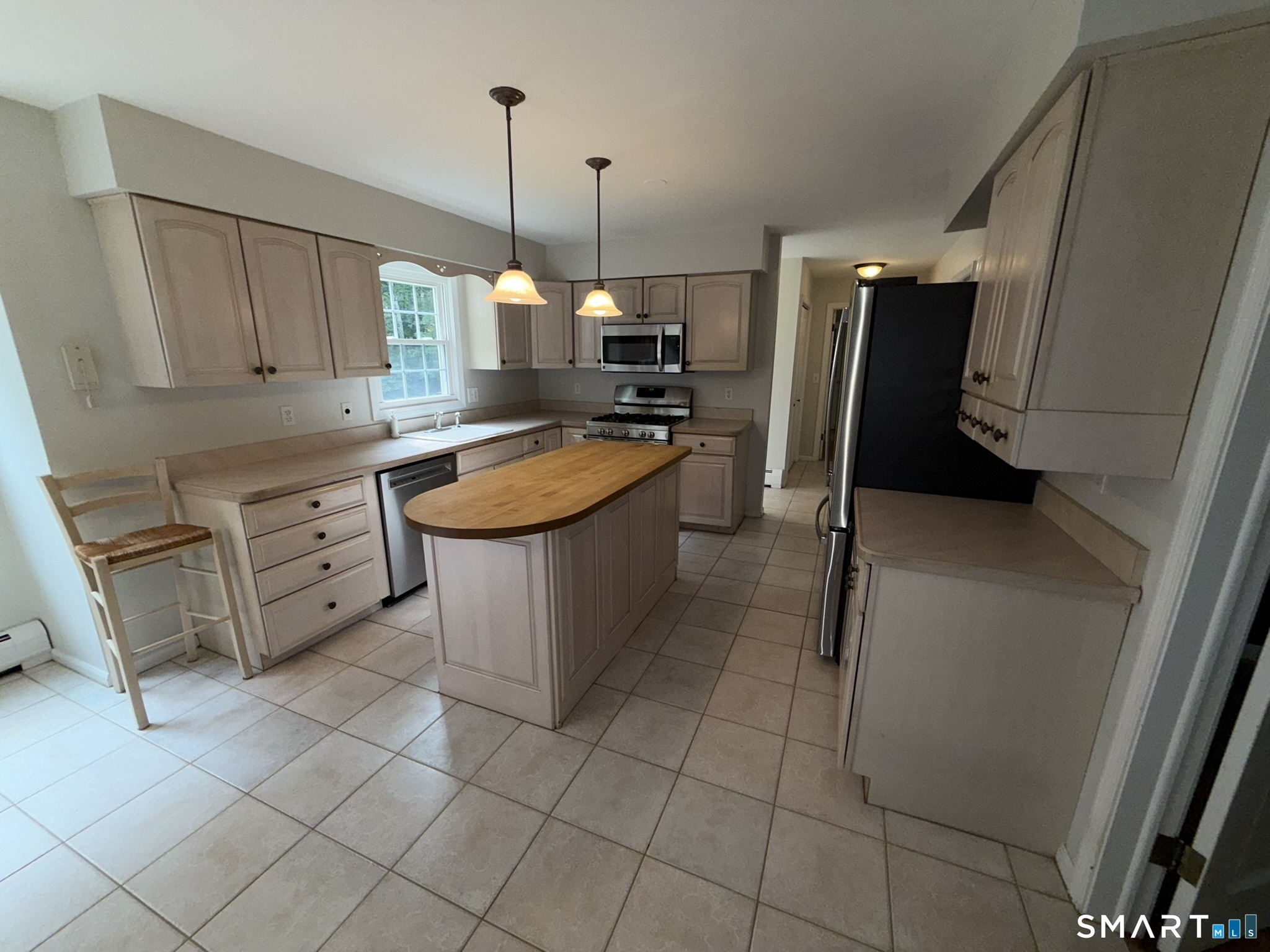 76 Bunker Hill Drive photo 7