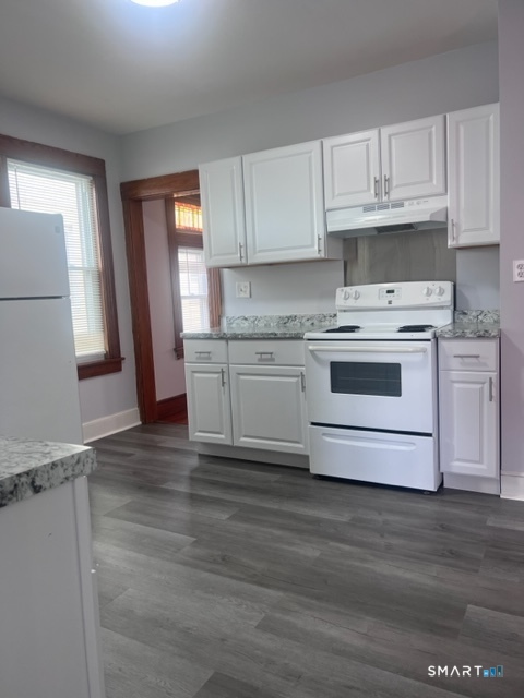 183 Hawley Avenue photo 2