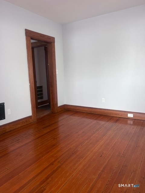 183 Hawley Avenue photo 8