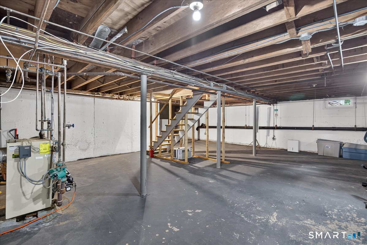 815 Hill Street photo 27