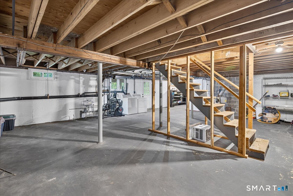 815 Hill Street photo 26