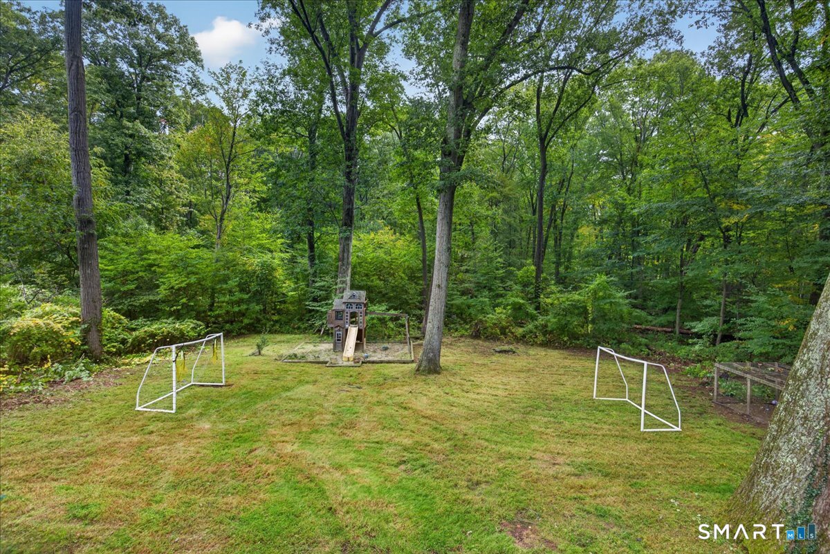 815 Hill Street photo 30