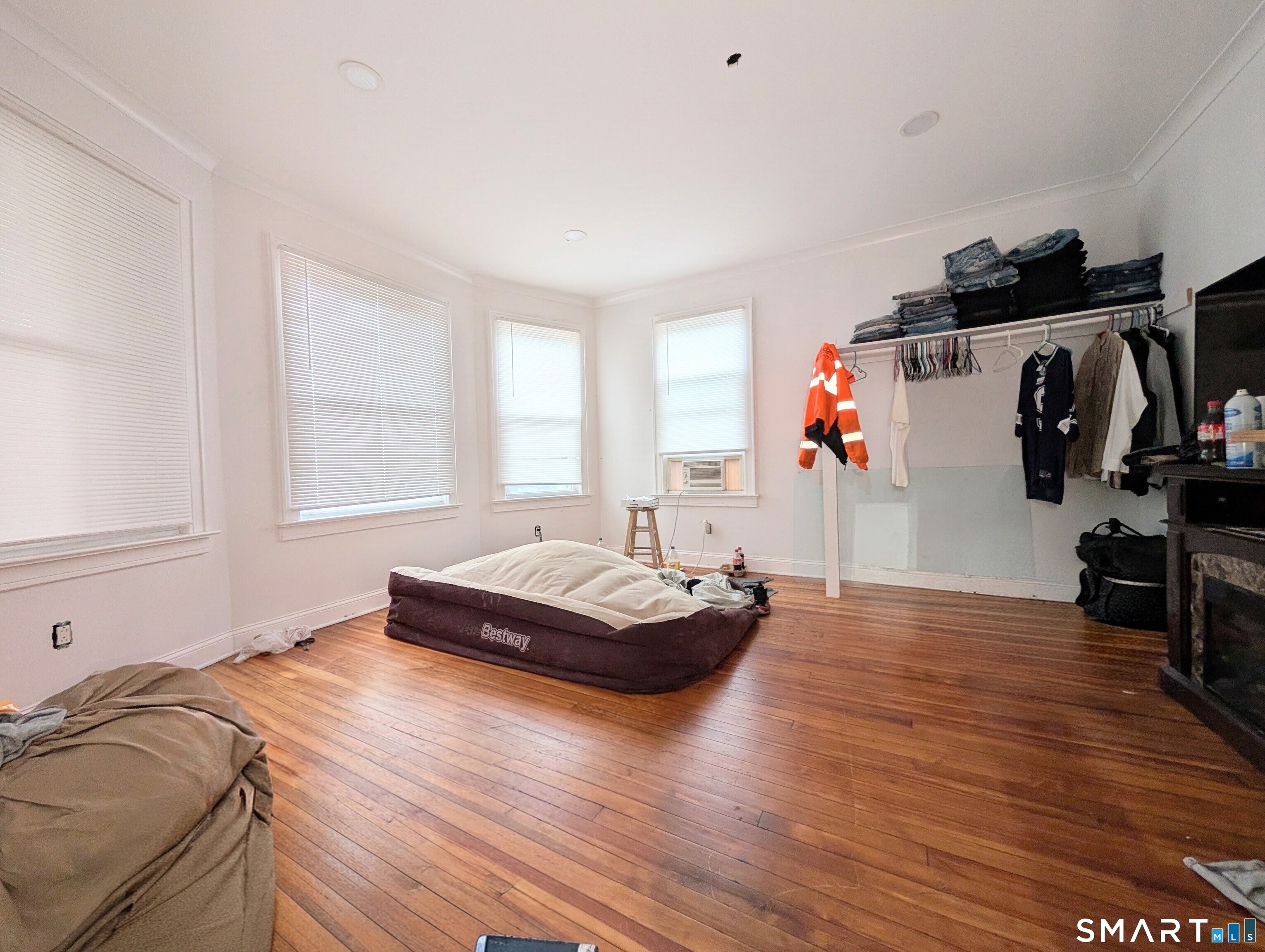 1757 Main photo 22