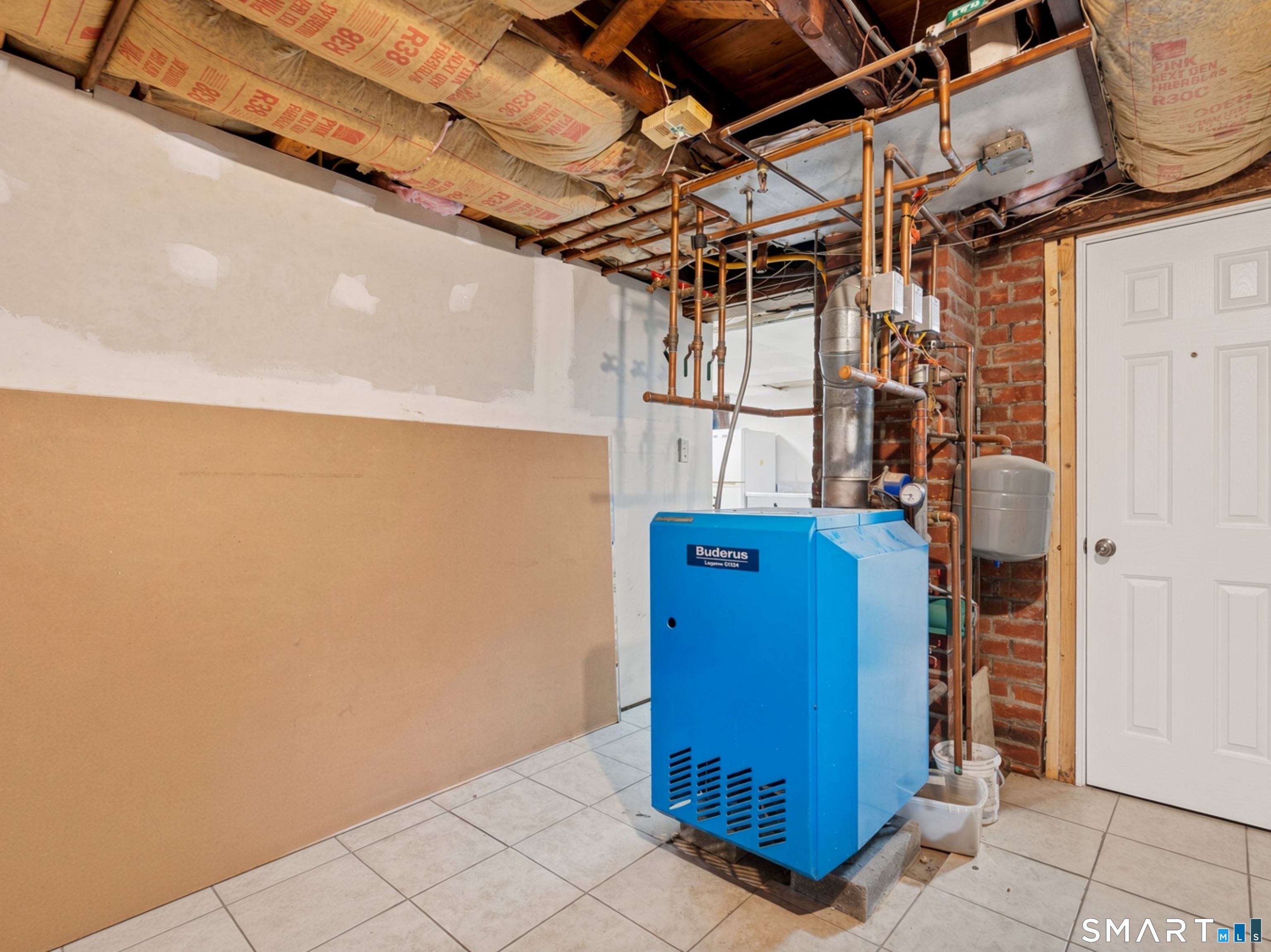 9 Holley Street photo 10