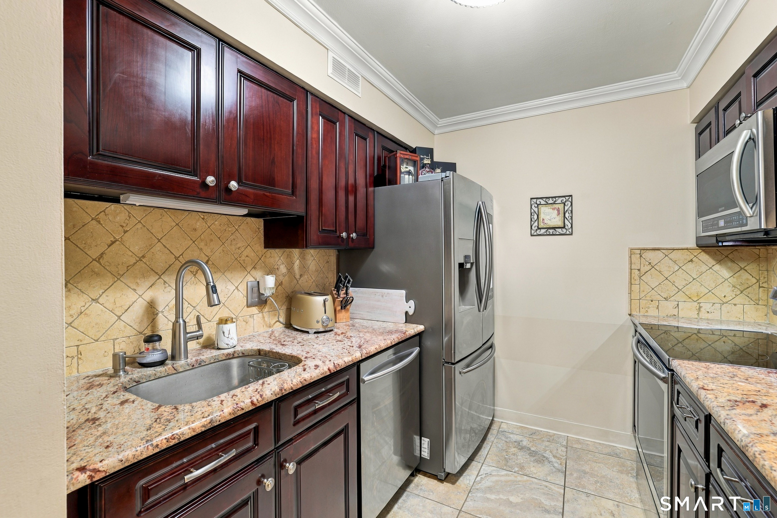 28 Glenview Drive Unit #28 photo 16