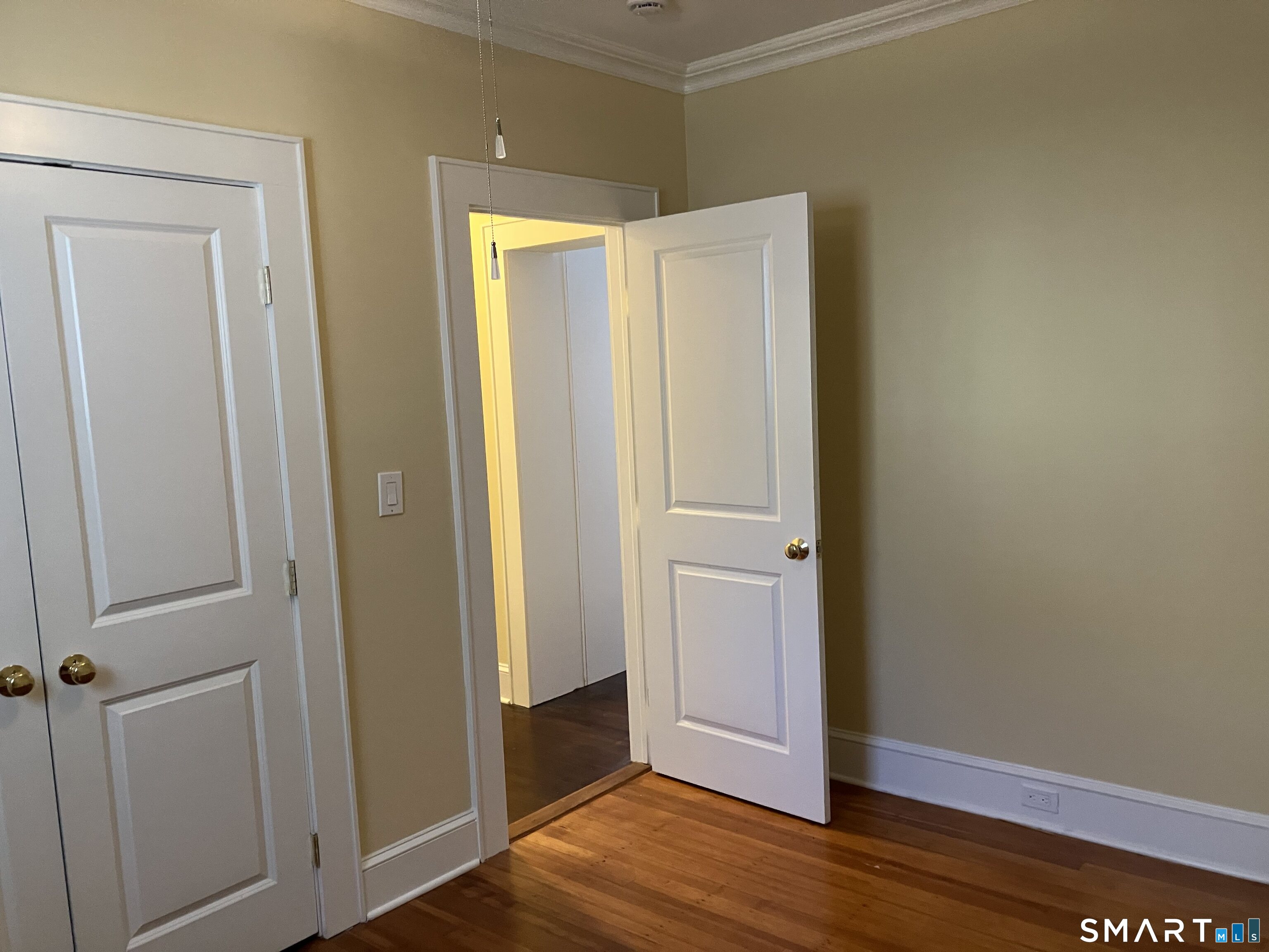 Foto 9 de Apartamento en renta en 450 Davidson Street #1, Bridgeport, CT — $2,750/mes