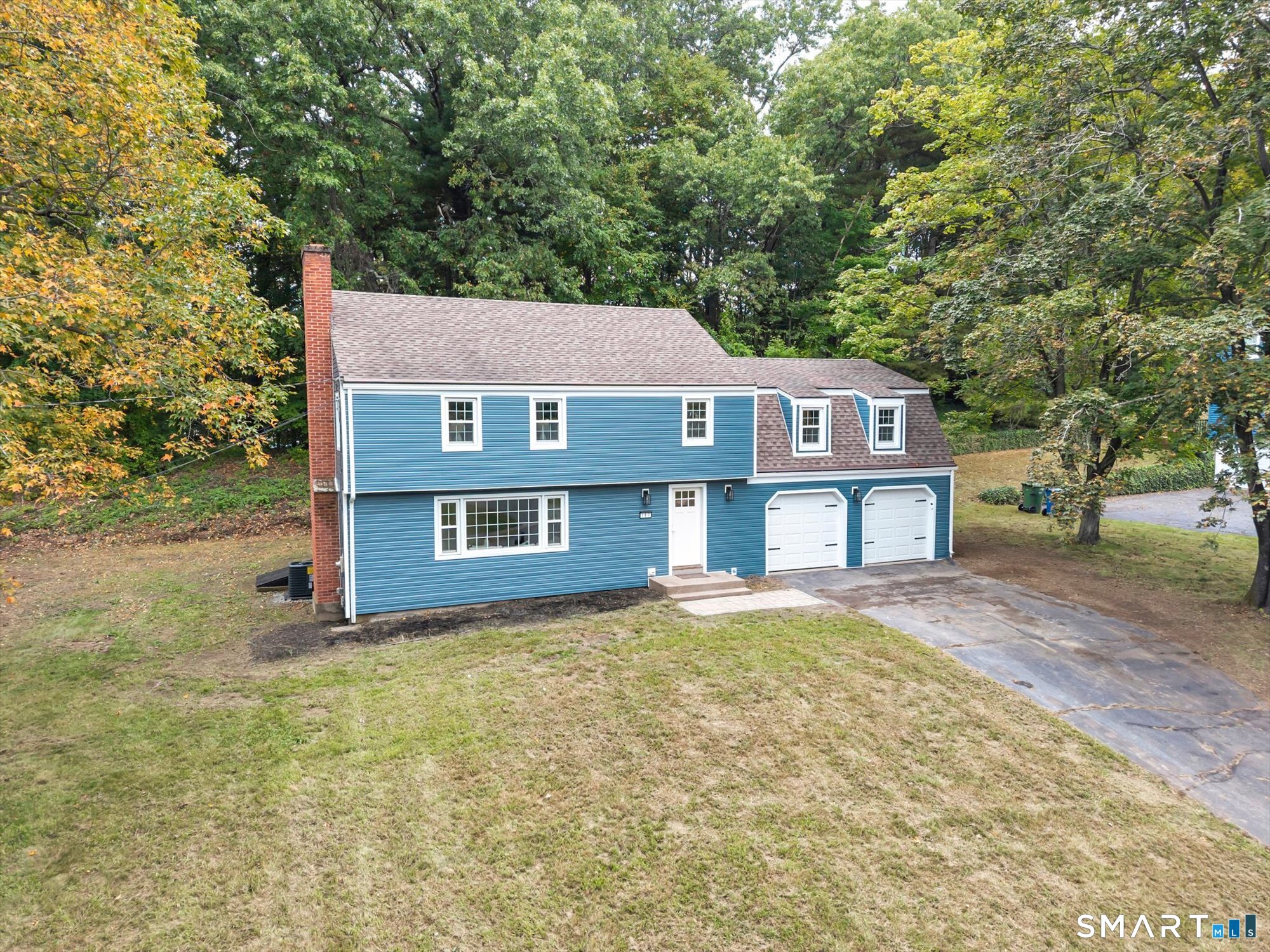 Photo 1 of Single family home for sale at 167 Carriage Dr, Glastonbury, CT 06033 | MLS# 24209354 | Listing updated on 2026-10-08