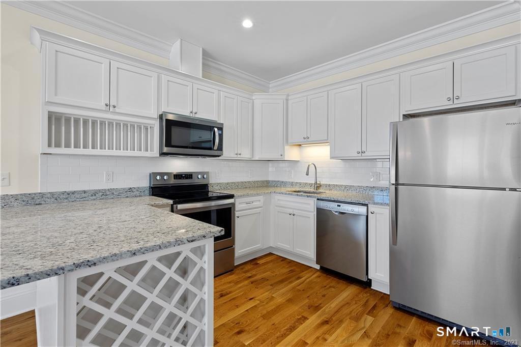 73 W Main Street, #2, Clinton, CT 06413