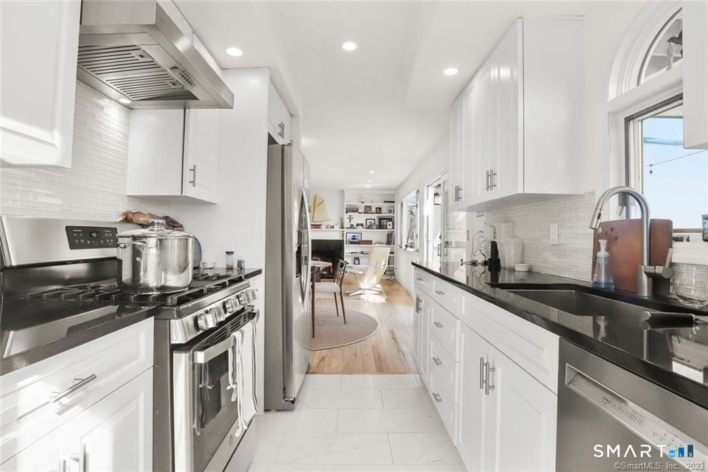 89 Kenilworth Drive West photo 7