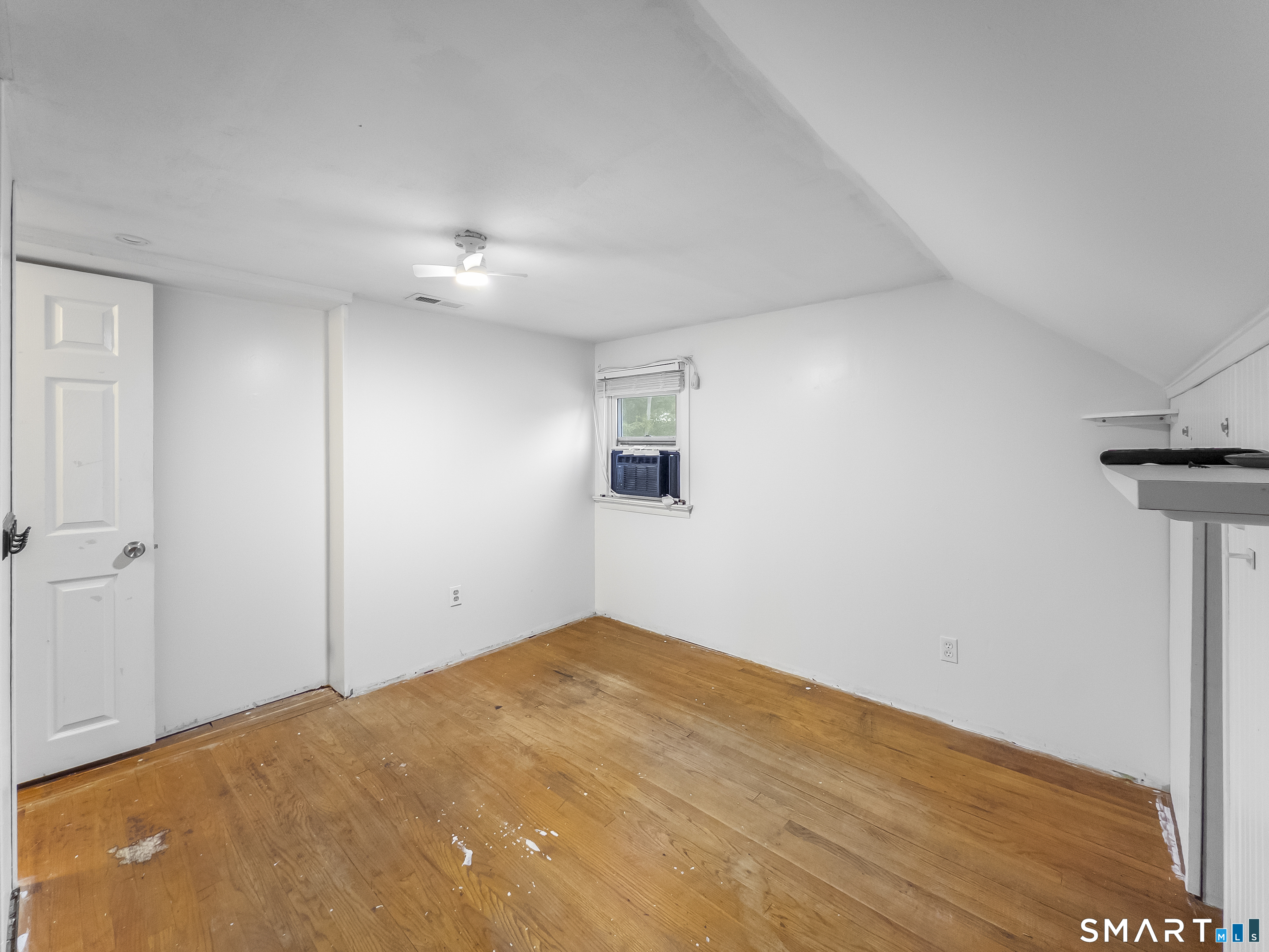 550 Forest Road photo 24