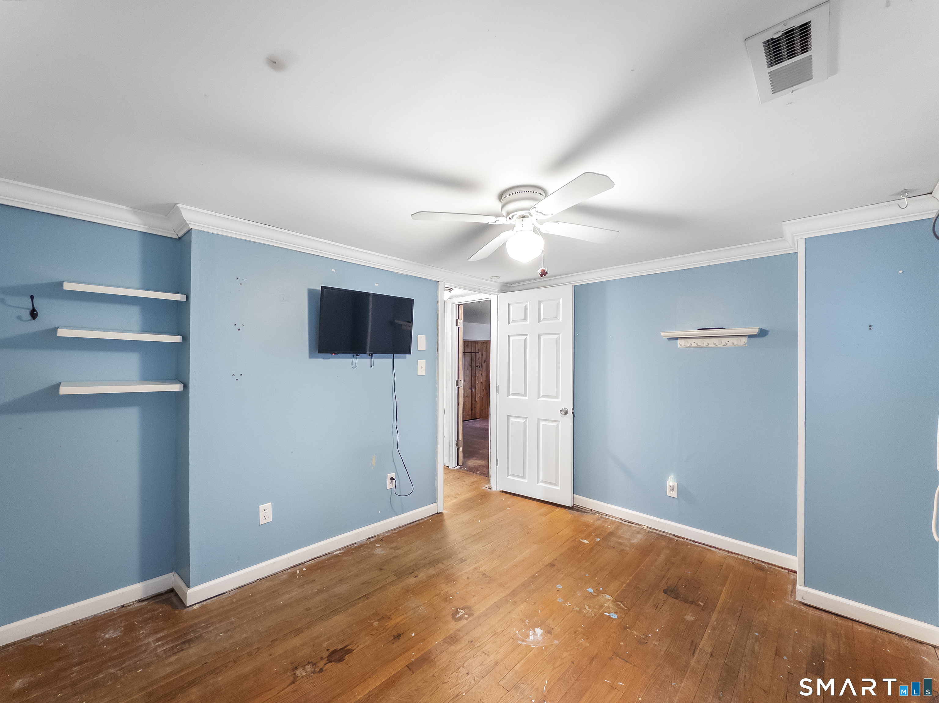 550 Forest Road photo 26