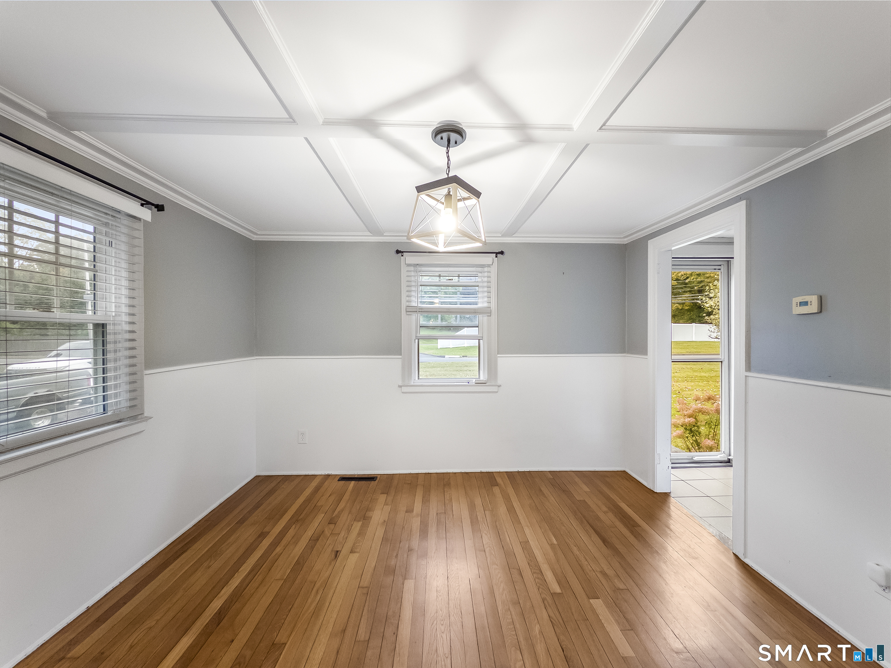 550 Forest Road photo 22
