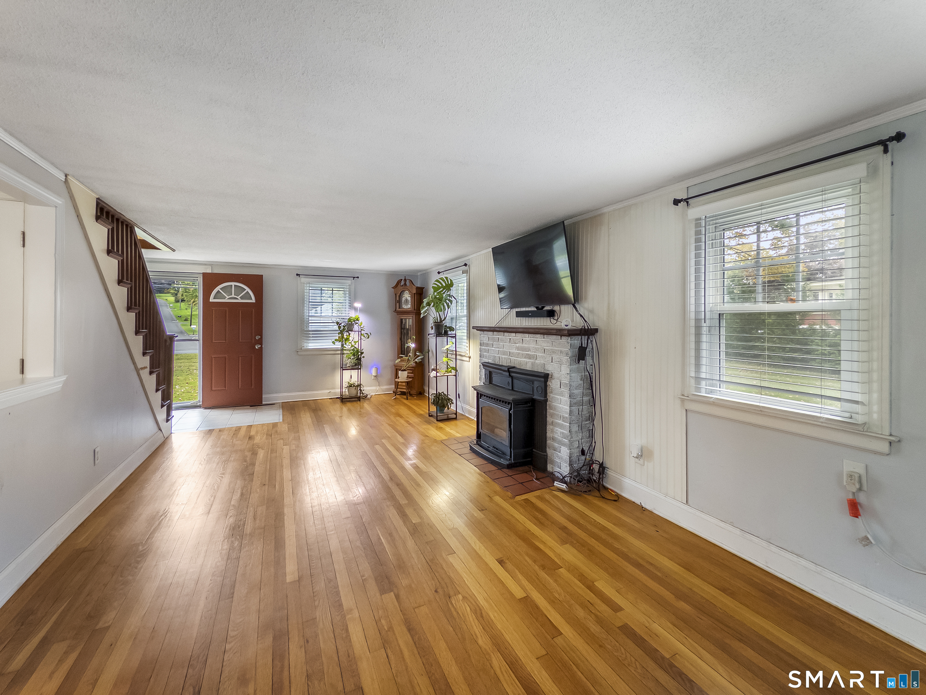 550 Forest Road photo 14