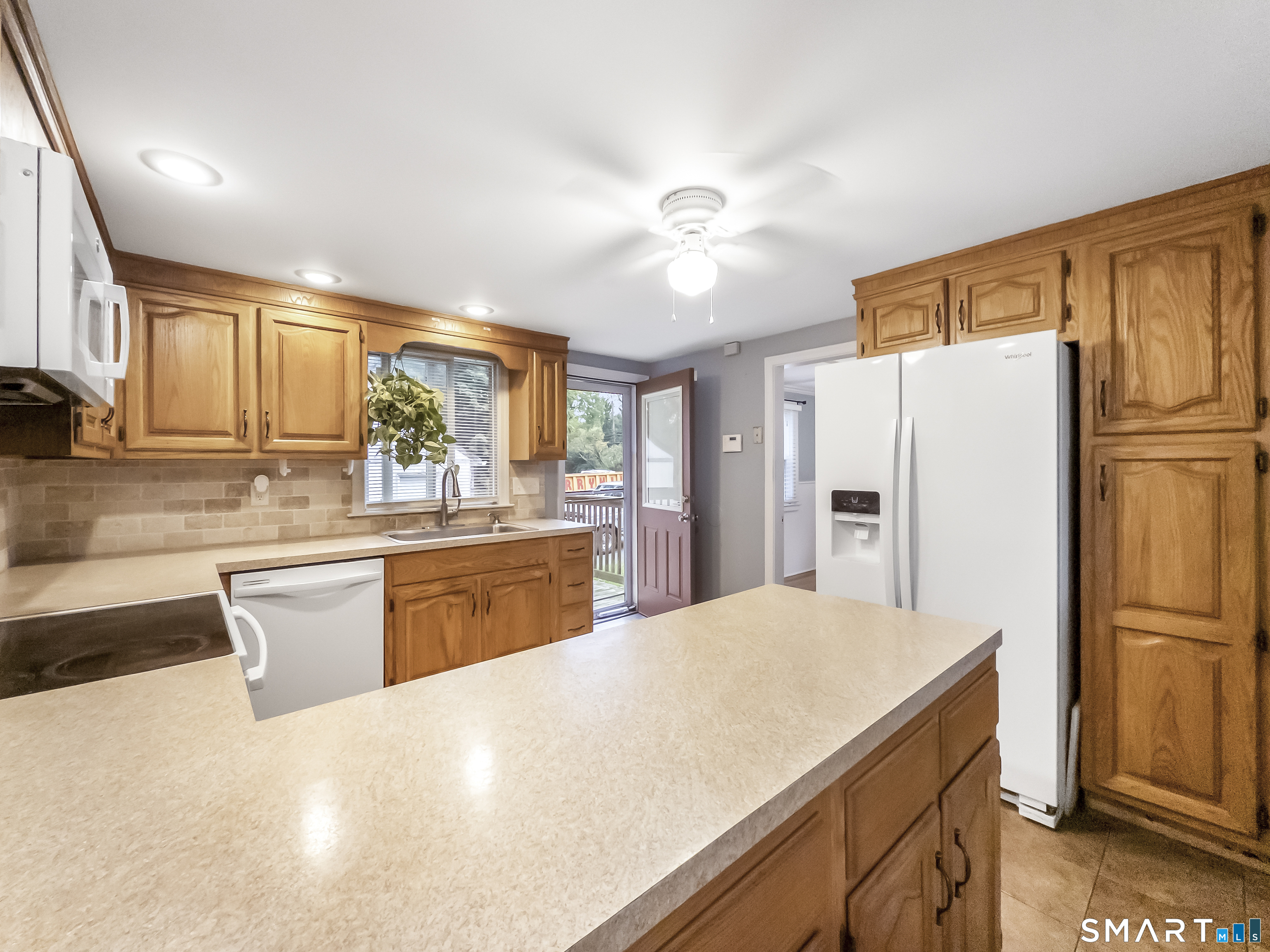 550 Forest Road photo 17
