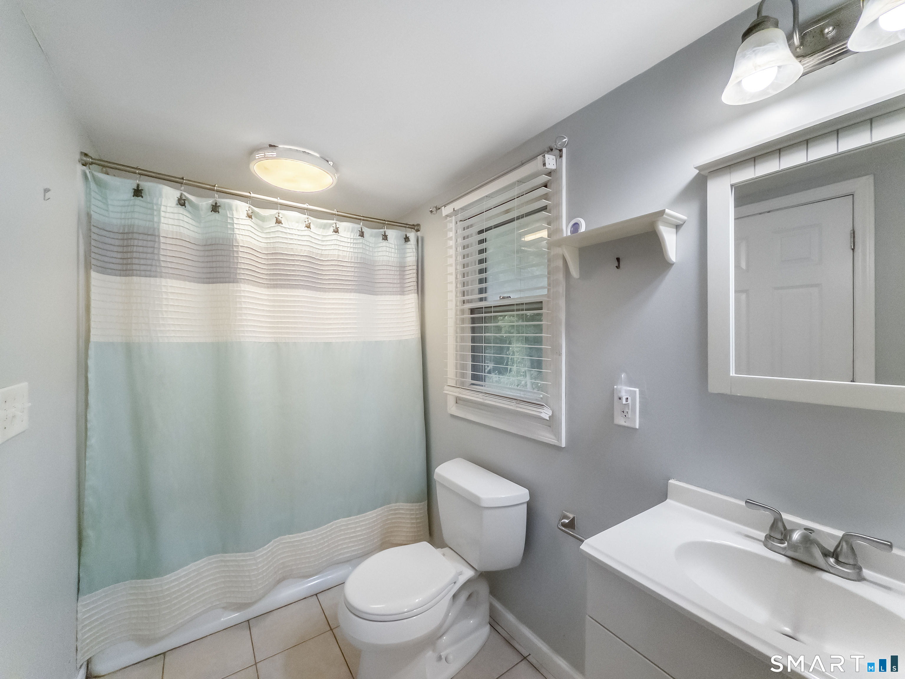 550 Forest Road photo 20