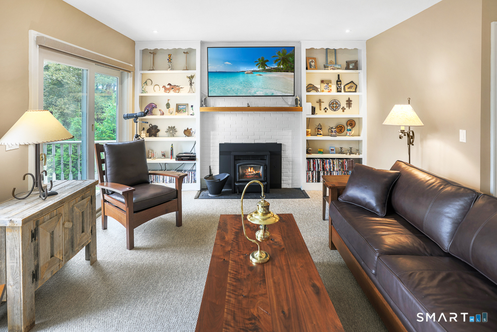 131 Killingworth Road, Higganum, Haddam, CT 06441