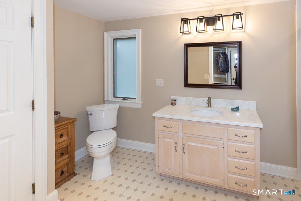 131 Killingworth Road, Higganum, Haddam, CT 06441