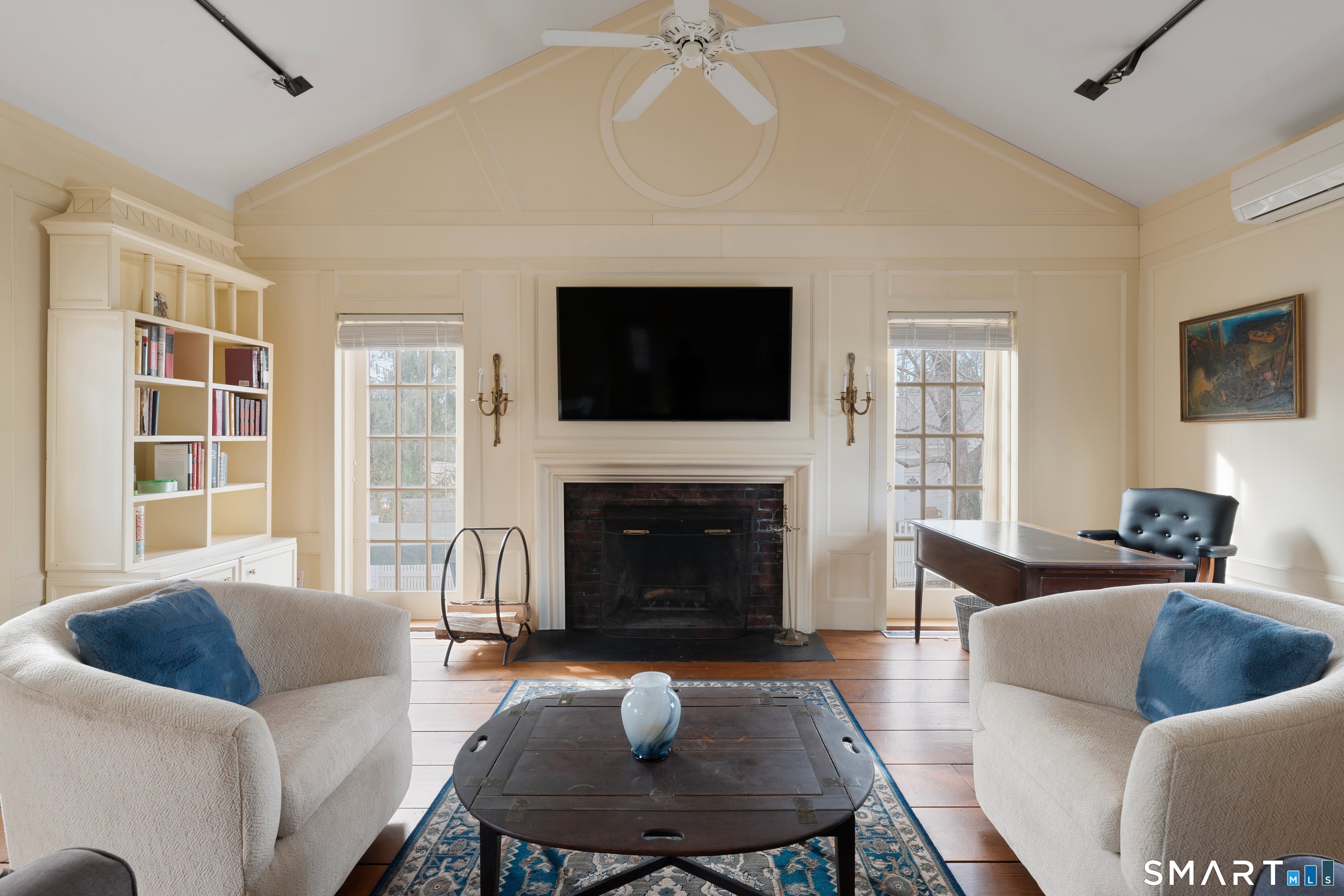 24 Lyme Street, Old Lyme, CT 06371