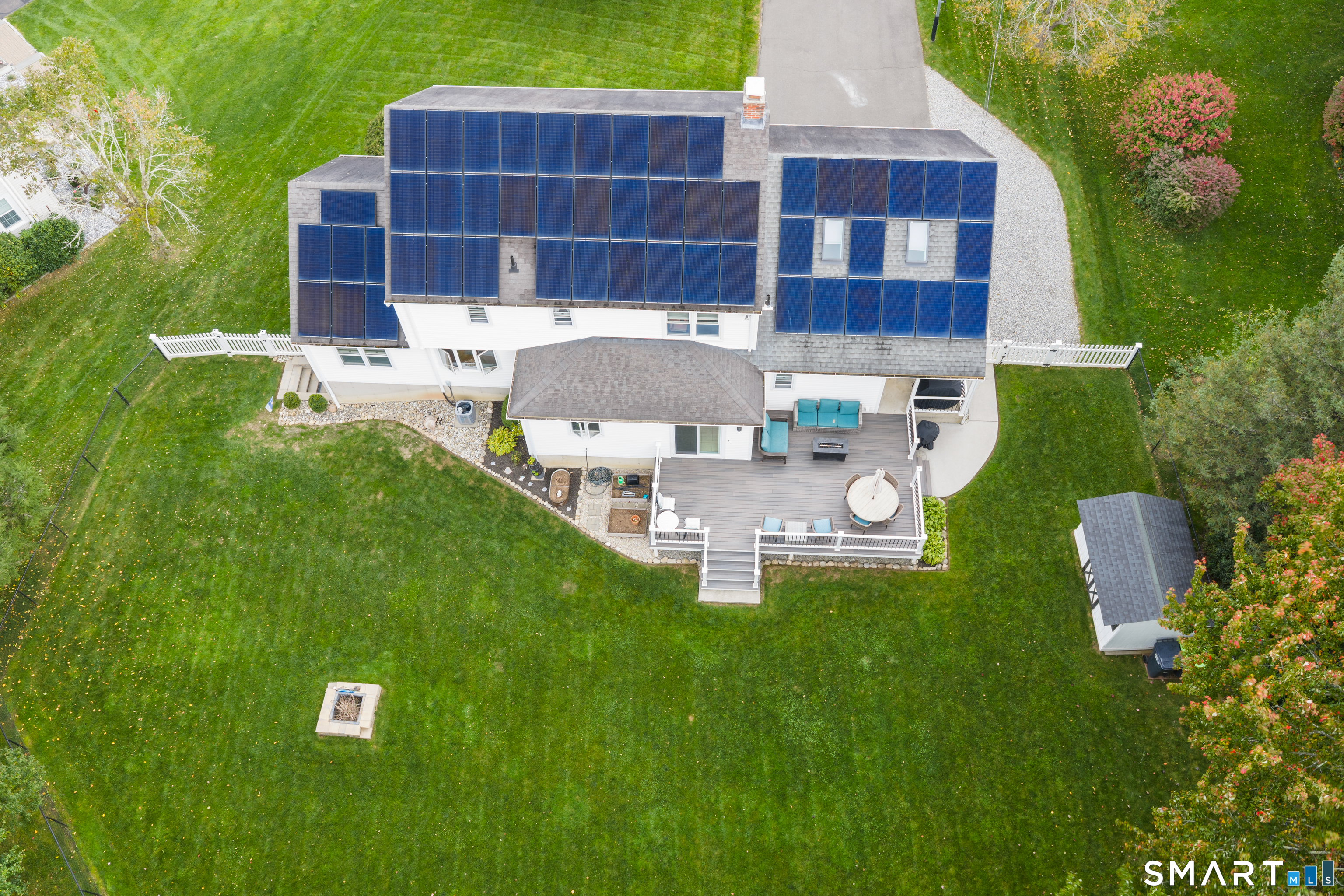 104 Northwest Drive photo 38