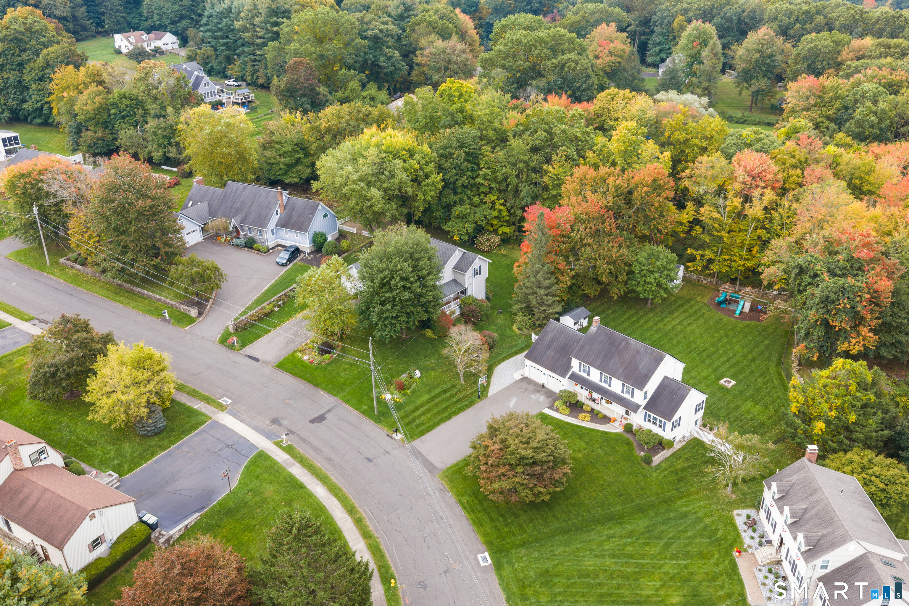 104 Northwest Drive photo 40