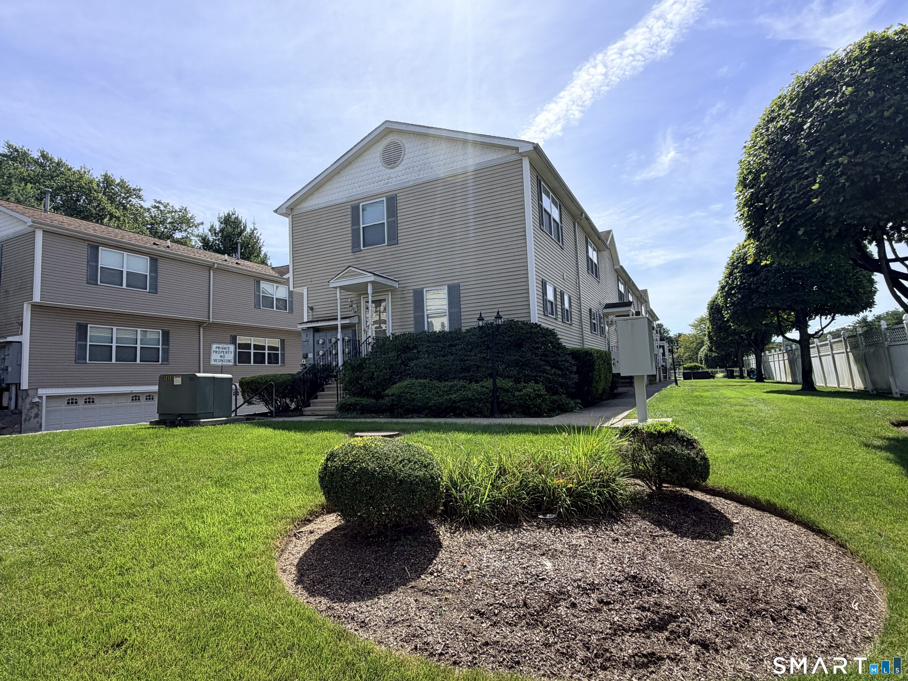 5 Rockland Road Unit #B4
