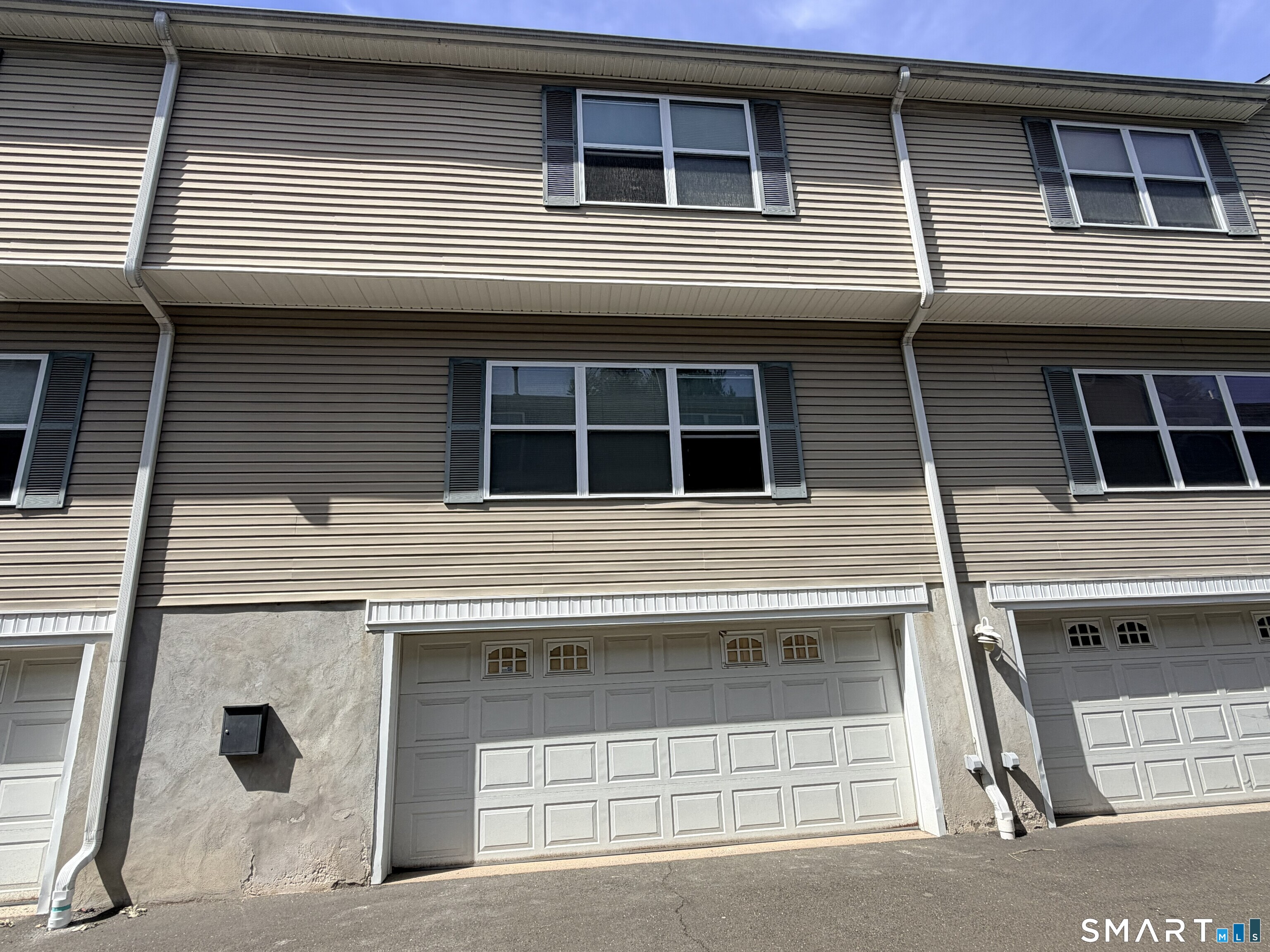 5 Rockland Road Unit #B4 photo 2