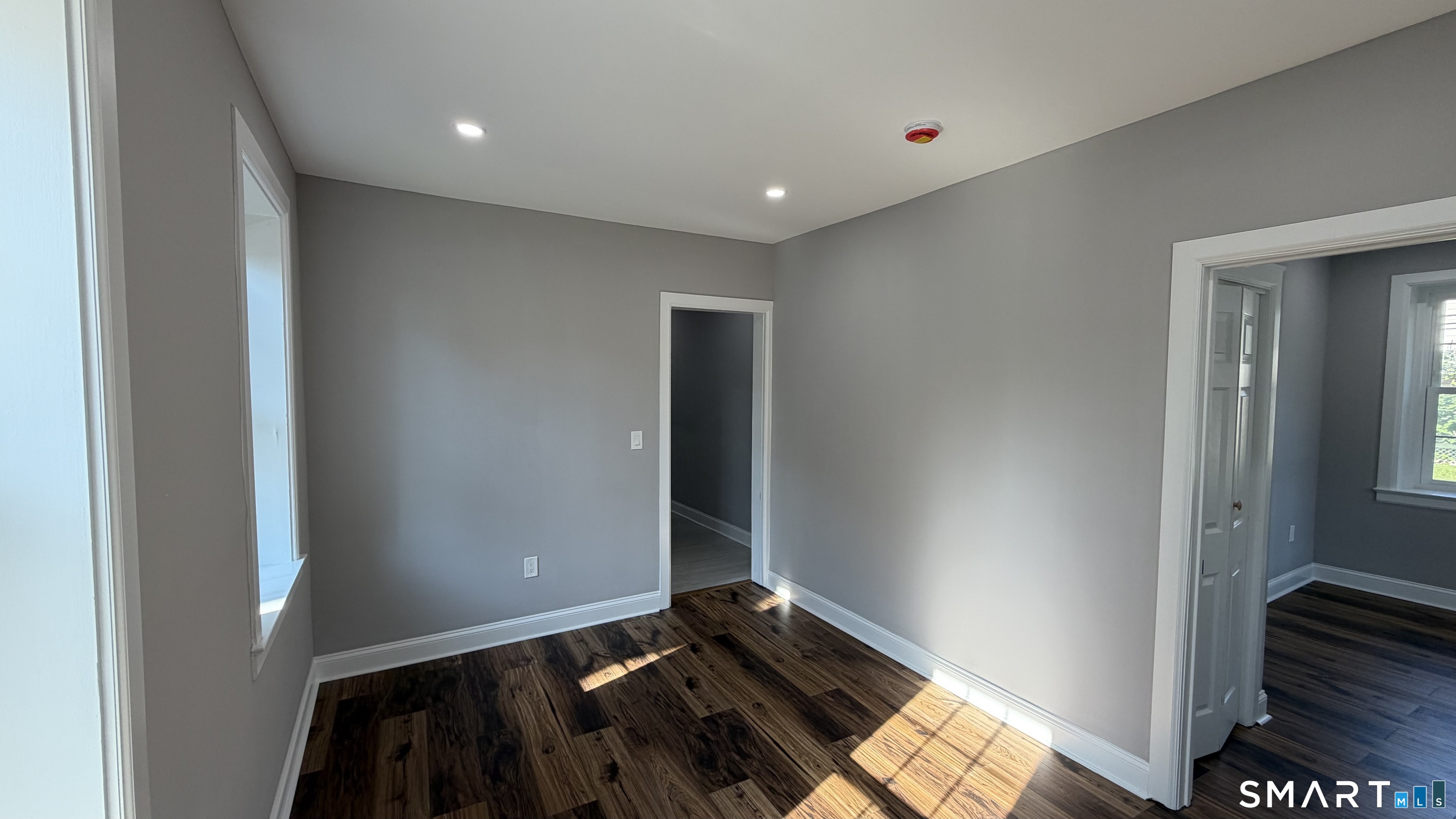 Foto 8 de Condominio en venta en 59 Rennell Street #19, Bridgeport, CT — $99,999