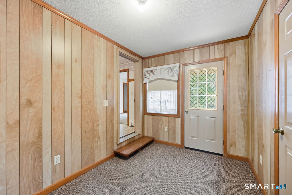 55 Edwards Street photo 11