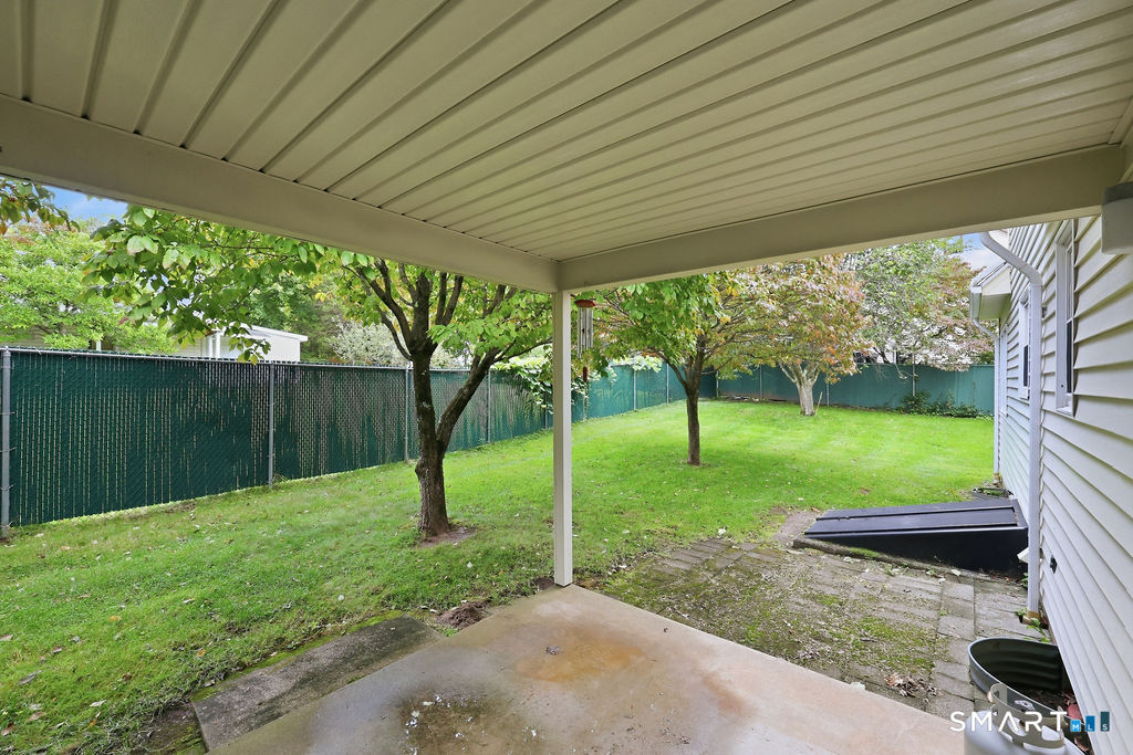 55 Edwards Street photo 27