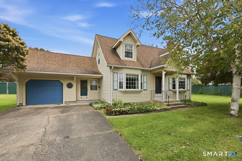 Photo 1 of Single family home for sale at 55 Edwards St, Manchester, CT 06042 | MLS# 24207876 | Listing updated on 2026-10-06