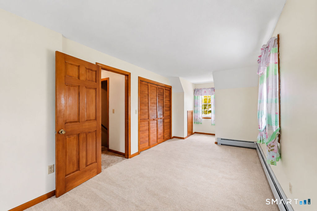 55 Edwards Street photo 17