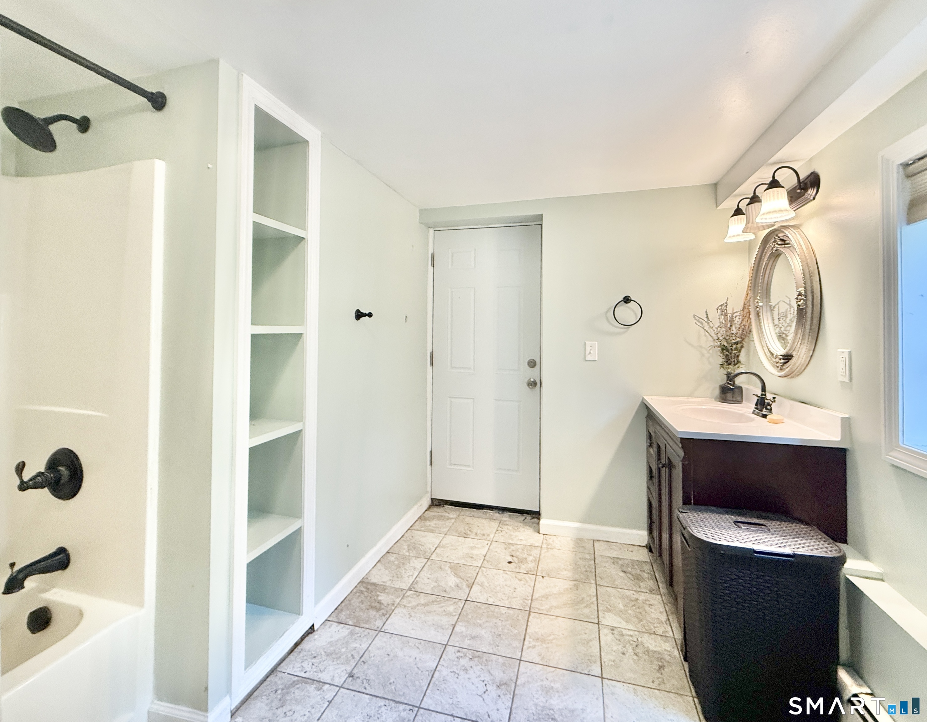 406 Lakeside Drive photo 12