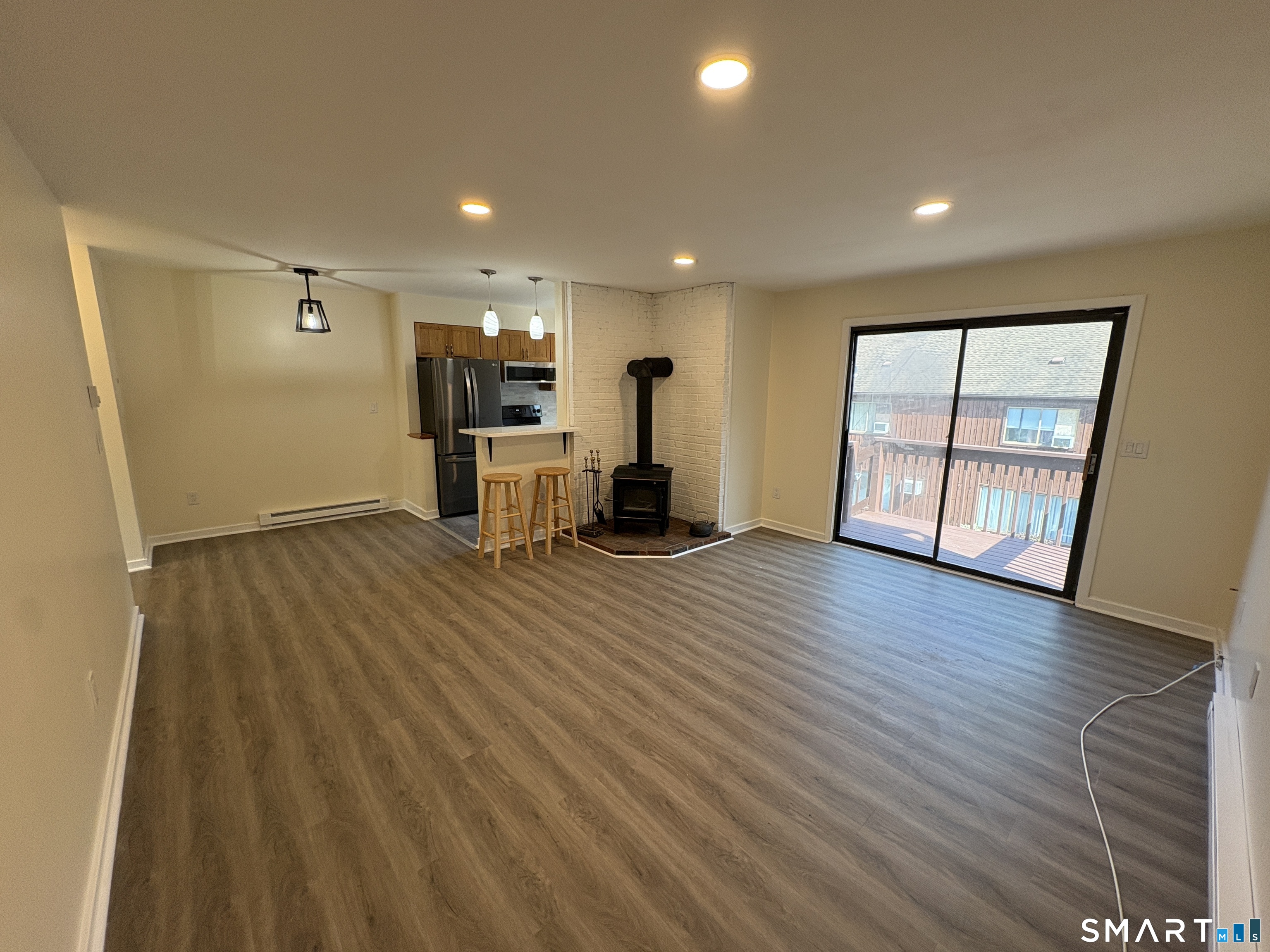 28-32 Starr Avenue Unit #9 photo 7