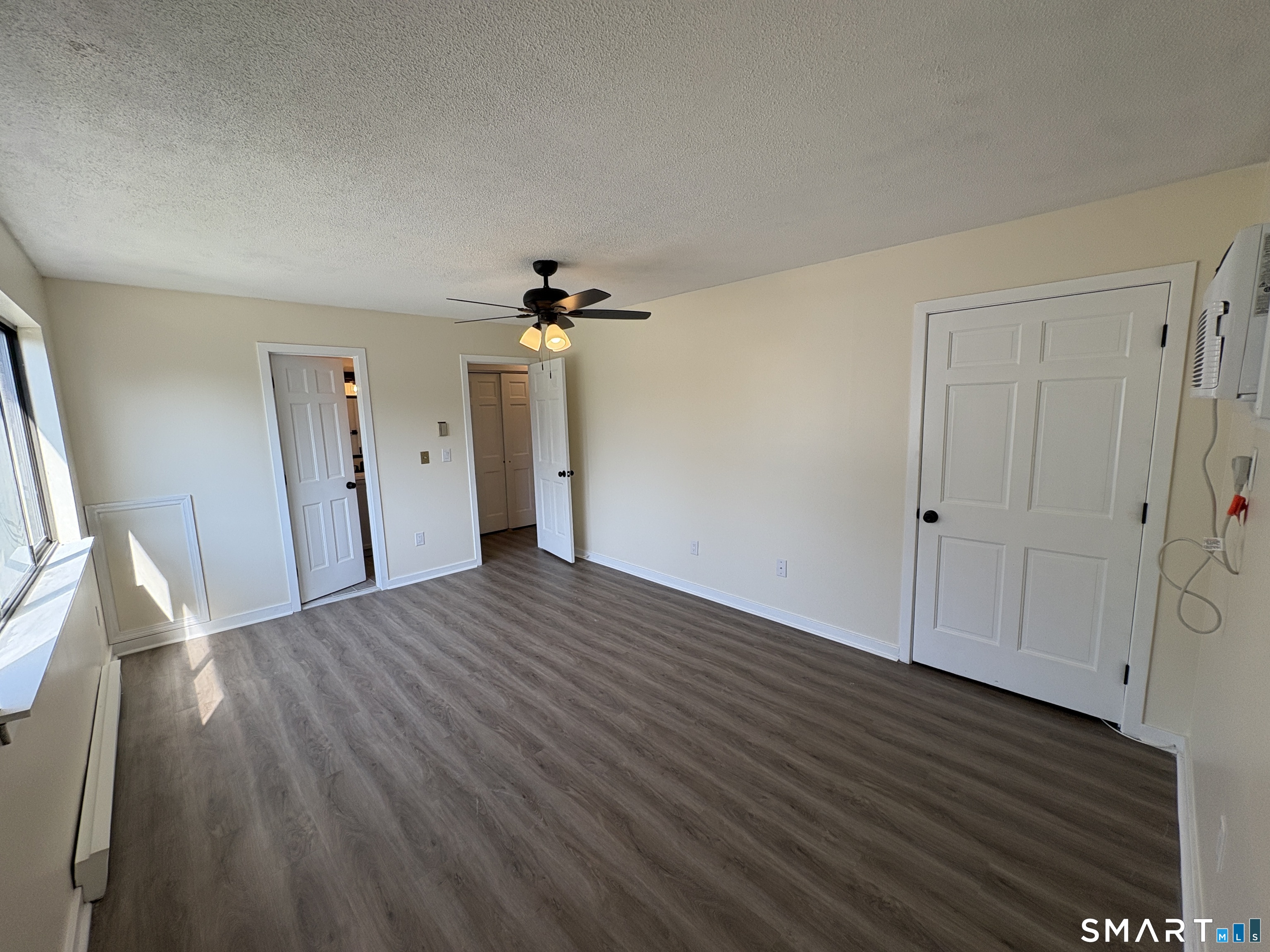 28-32 Starr Avenue Unit #9 photo 10