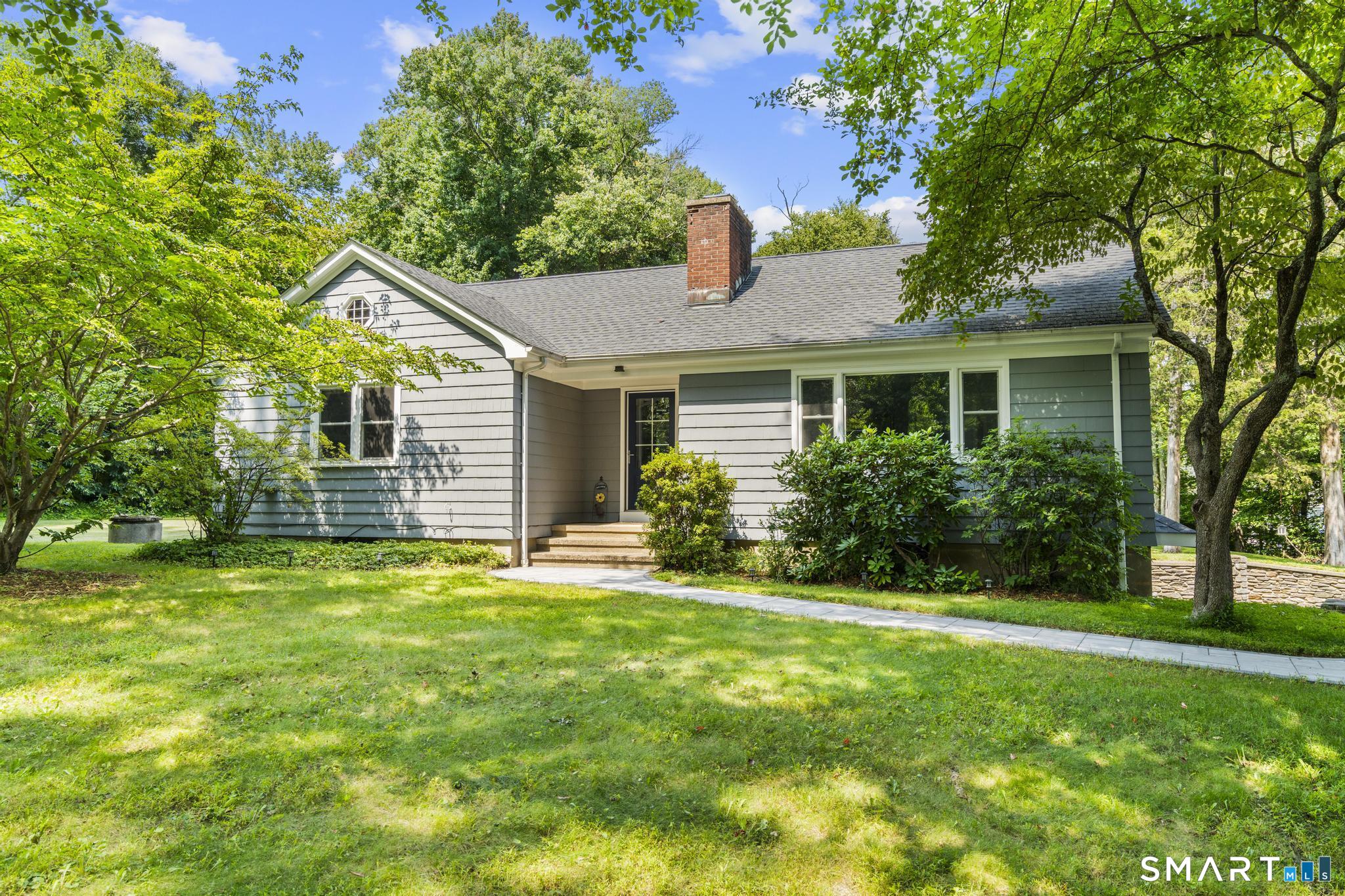 Photo 1 of Single family home for sale at 29 Mohawk Dr, Easton, CT 06612 | MLS# 24210967 | Listing updated on 2026-10-08